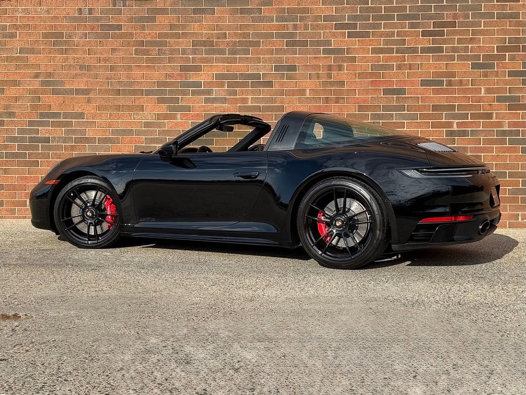 Certified 2022 Porsche 911 Targa 4 GTS image 3