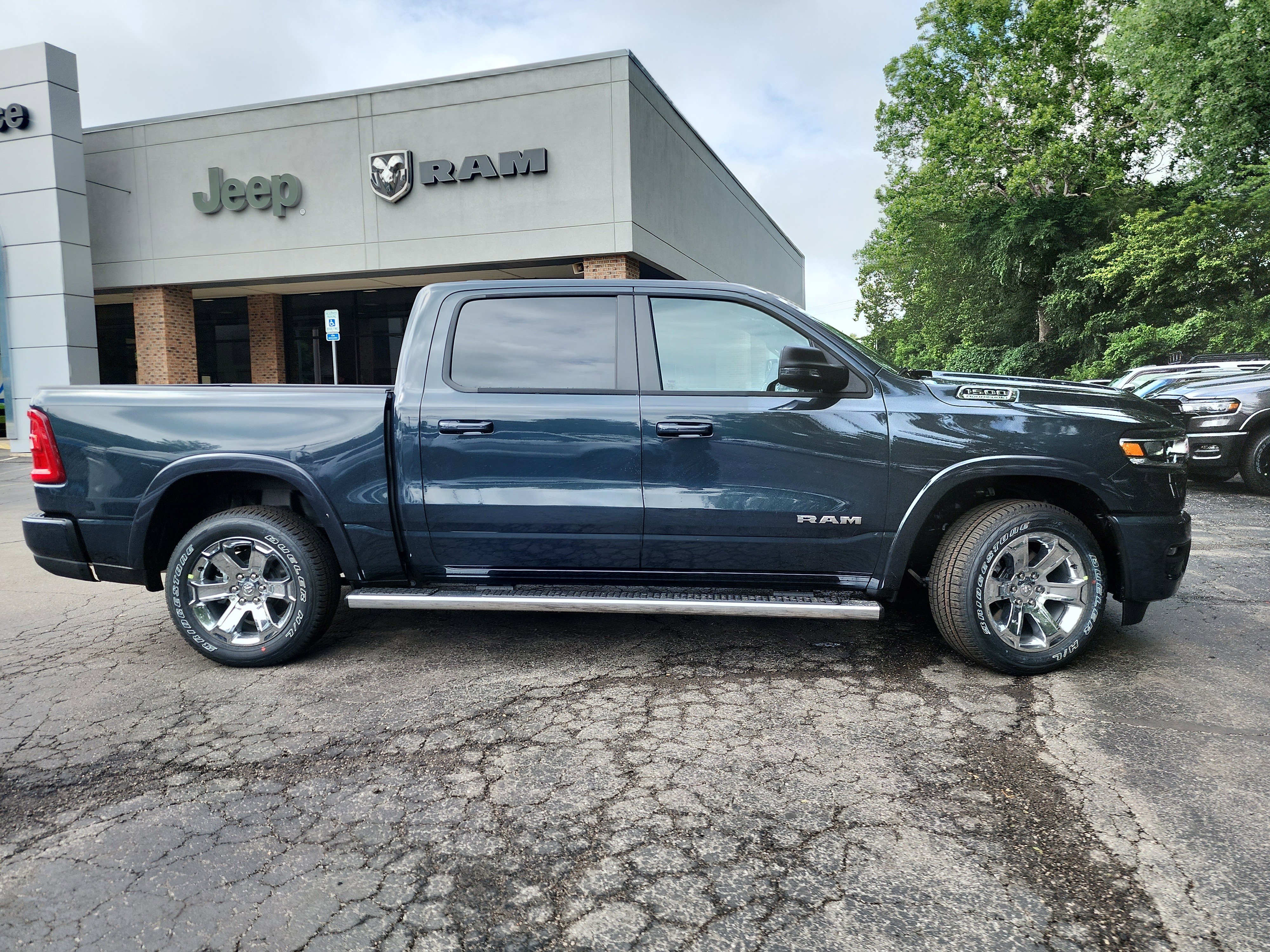 New 2026 RAM 1500 Big Horn AWD/4WD image 23