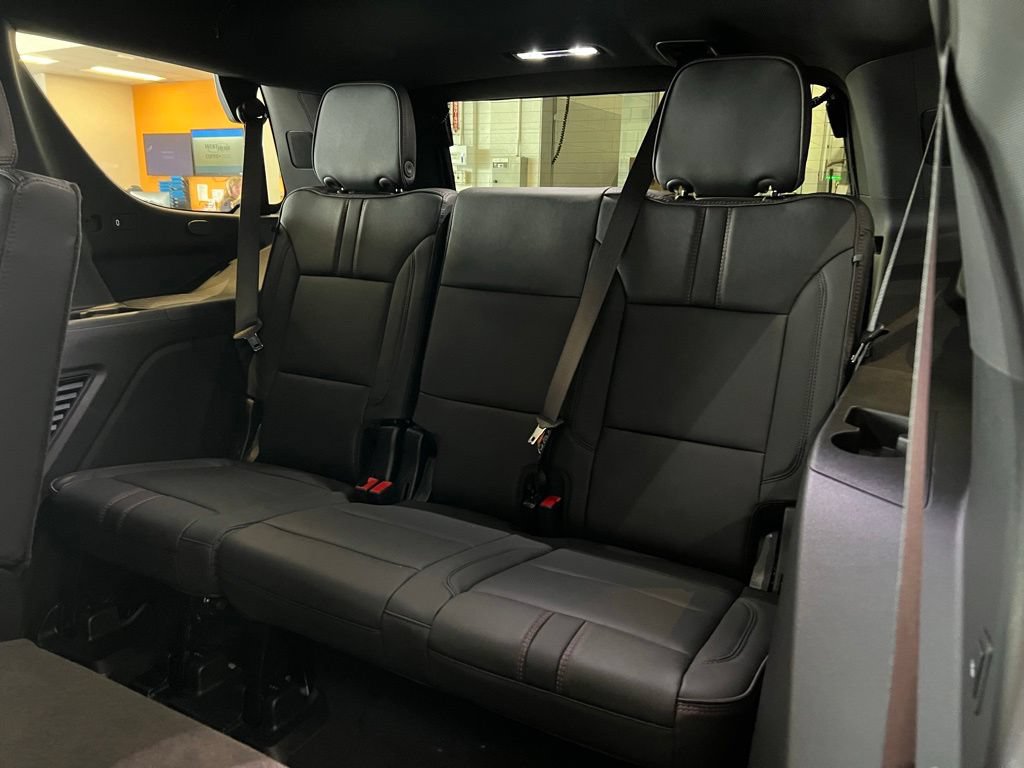 Used 2026 Chevrolet Tahoe RST w/ Comfort Package AWD/4WD image 20