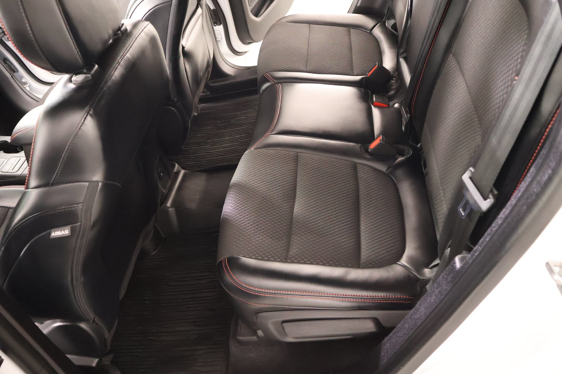 Used 2023 Ford Escape ST-Line Select AWD/4WD image 12