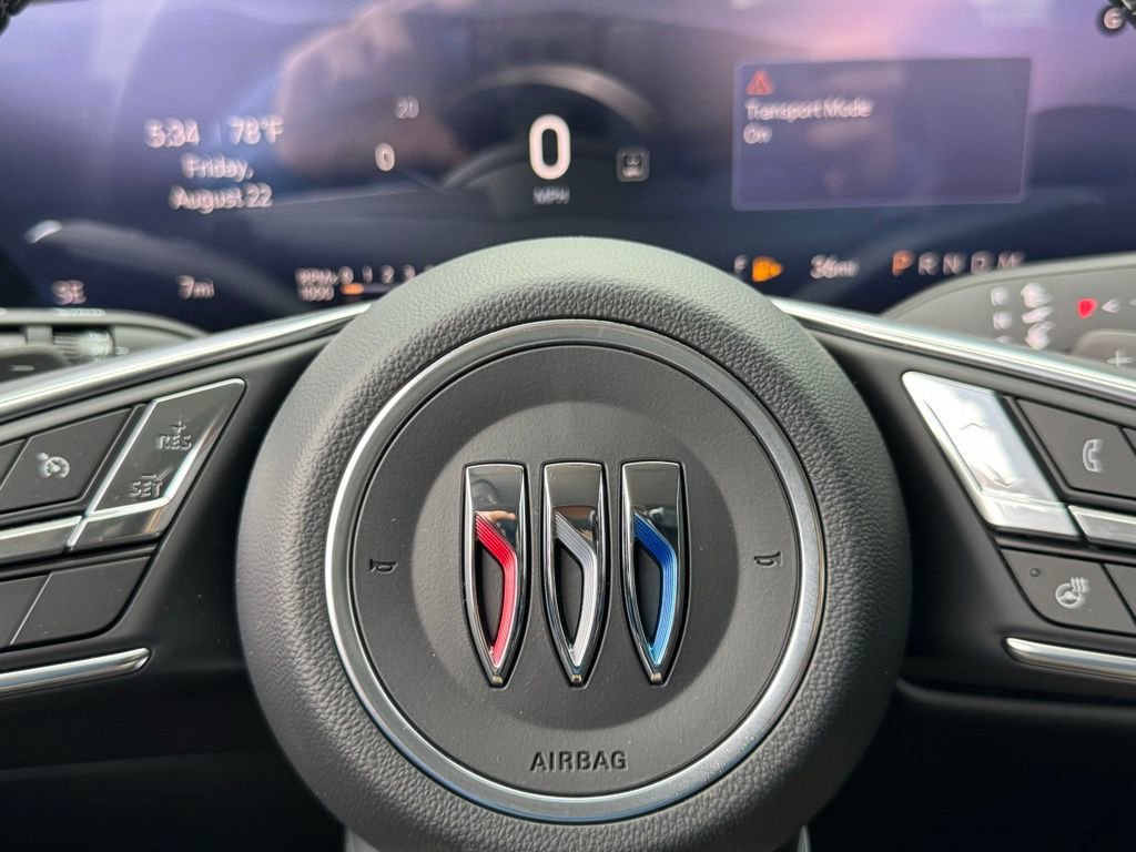 New 2025 Buick Envision Preferred image 24