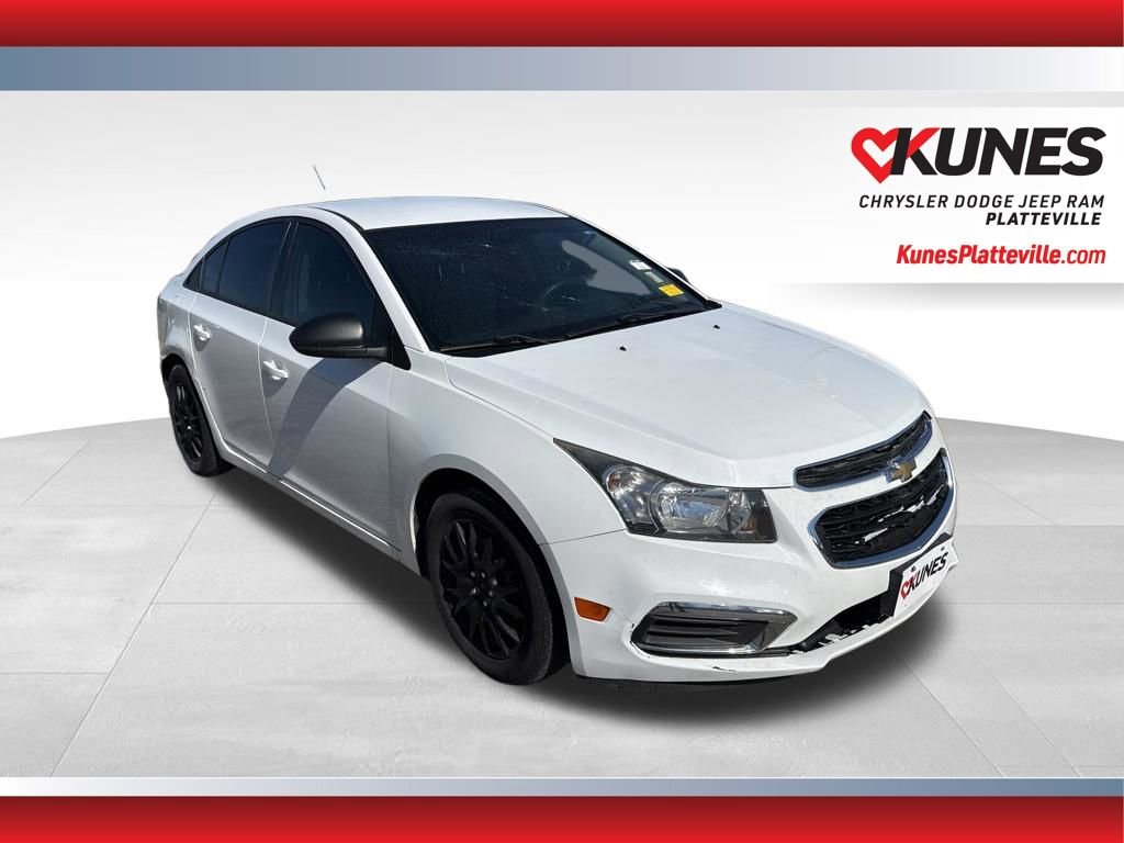 Used 2015 Chevrolet Cruze LS FWD image 1