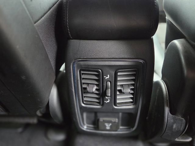 Used 2021 Jeep Grand Cherokee Laredo X image 18