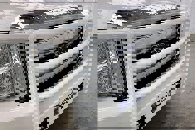 Used 2016 Ford F250 Lariat w/ Chrome Package image 31