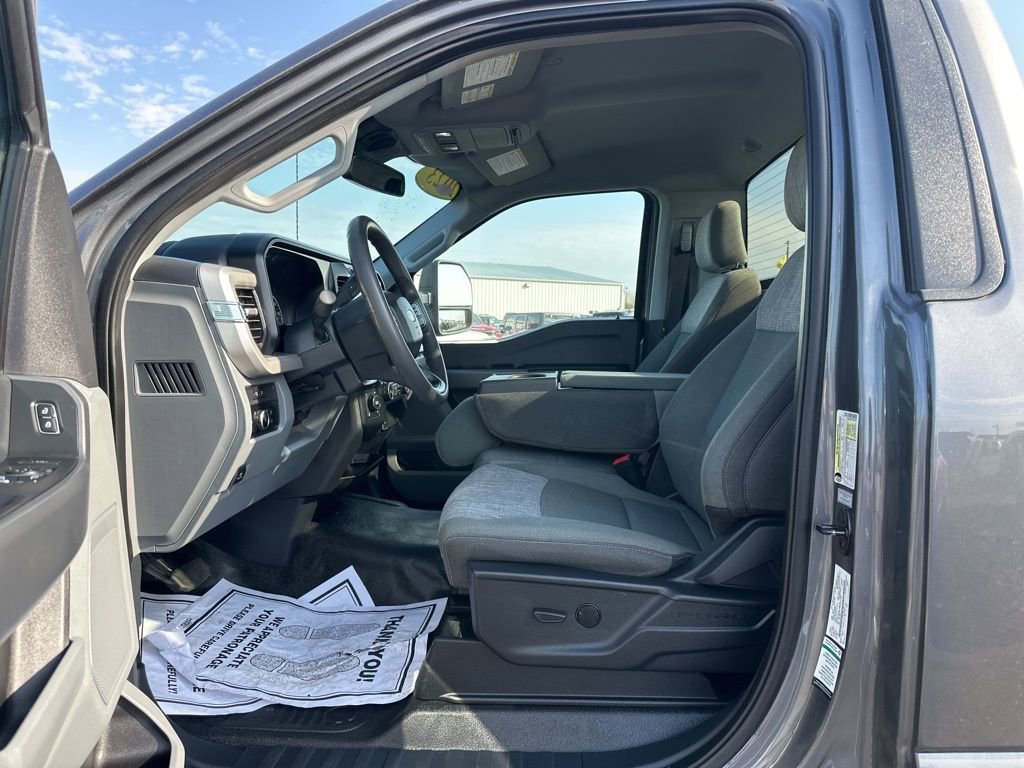 Used 2023 Ford F250 XLT image 8
