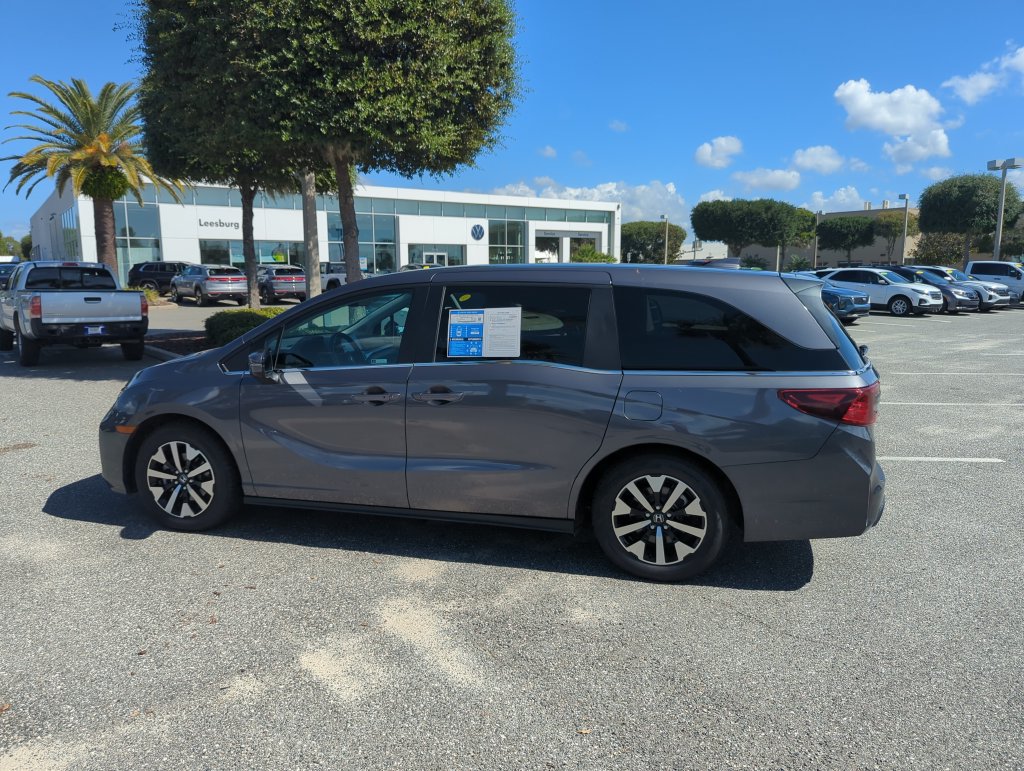 Used 2025 Honda Odyssey EX-L image 10