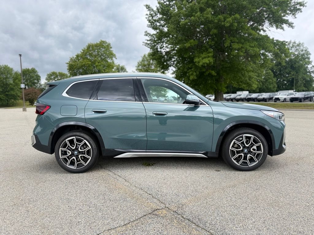 New 2026 BMW X1 xDrive28i w/ Technology Package AWD/4WD image 7