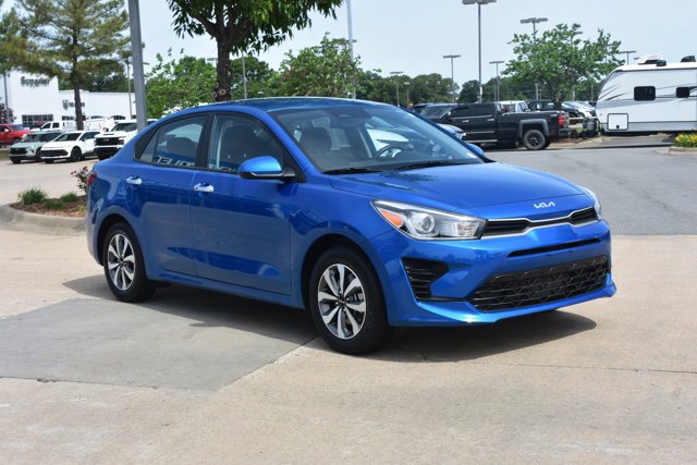 Used 2023 Kia Rio S w/ Technology Package FWD image 3