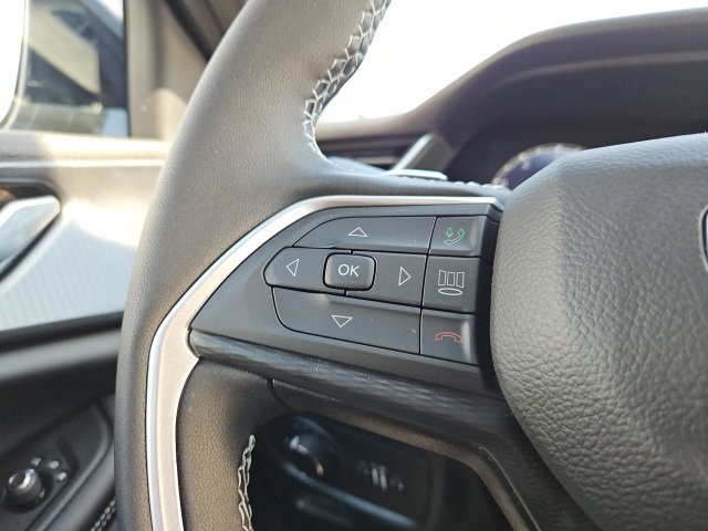 New 2025 Jeep Grand Cherokee Altitude image 35