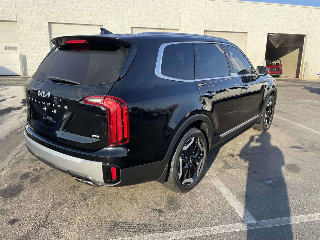 Used 2023 Kia Telluride S w/ S Sunroof Package image 9