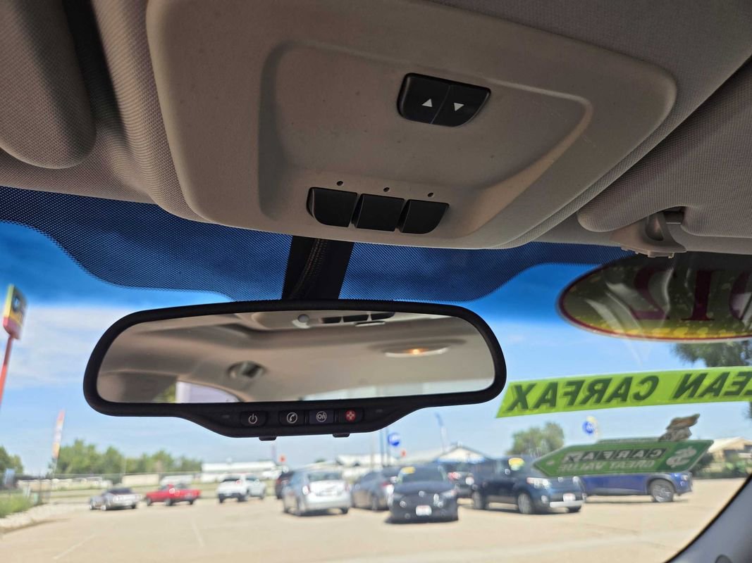 Used 2012 Chevrolet Impala LTZ image 16