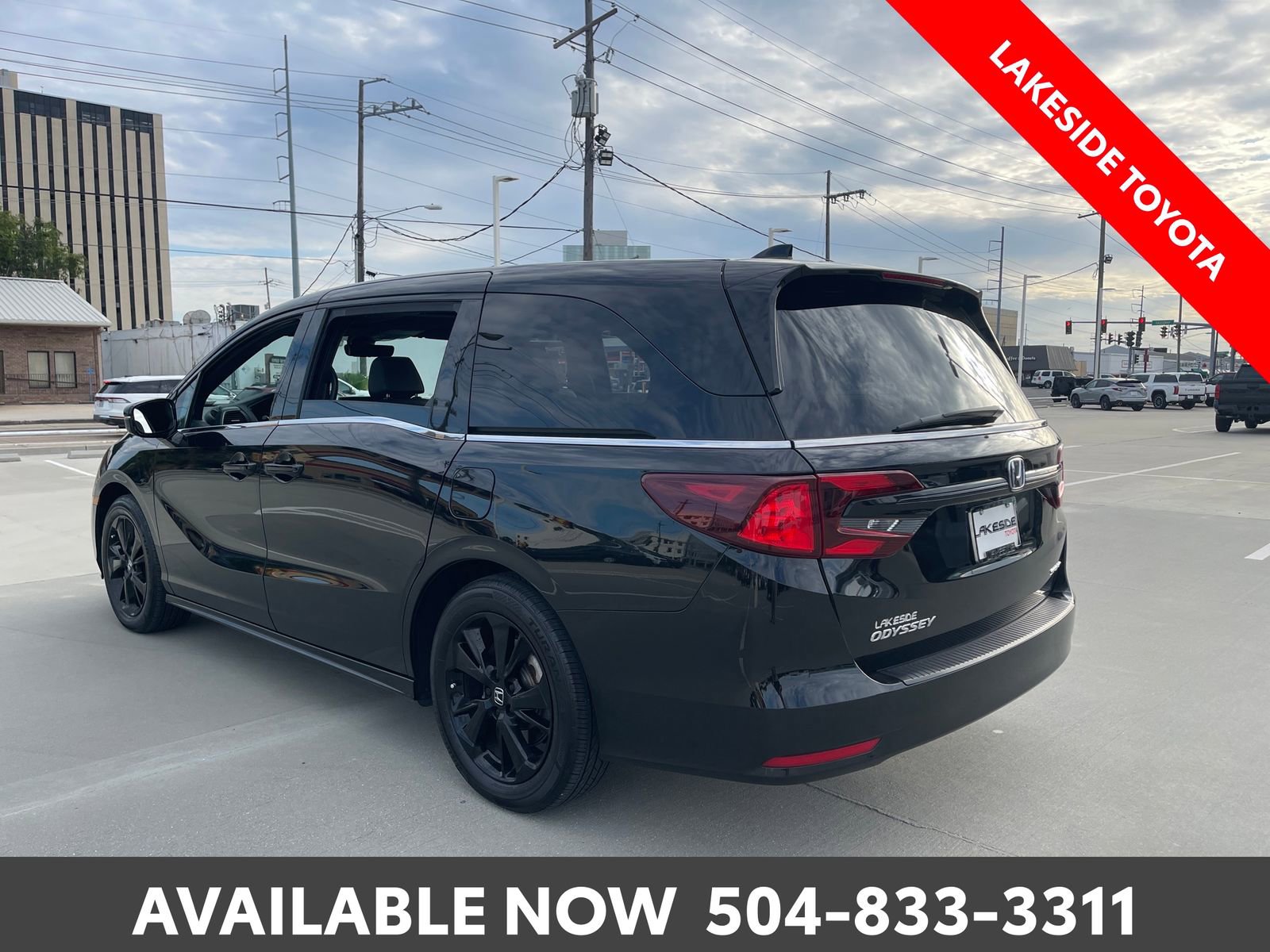 Used 2024 Honda Odyssey Sport image 3