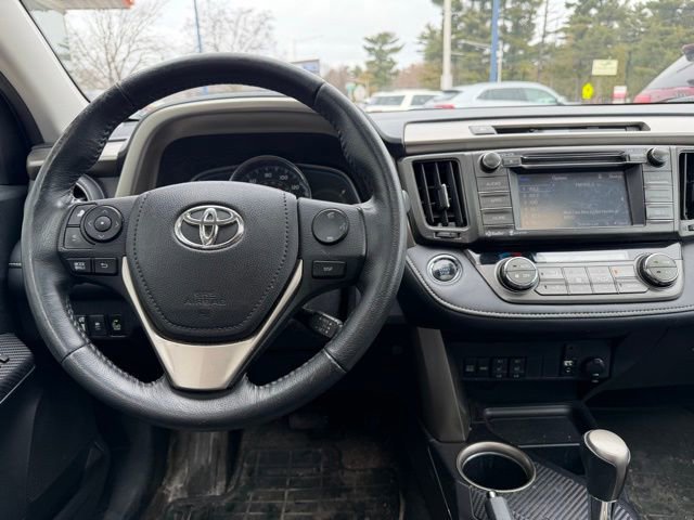 Used 2015 Toyota RAV4 Limited w/ Technology Package image 20