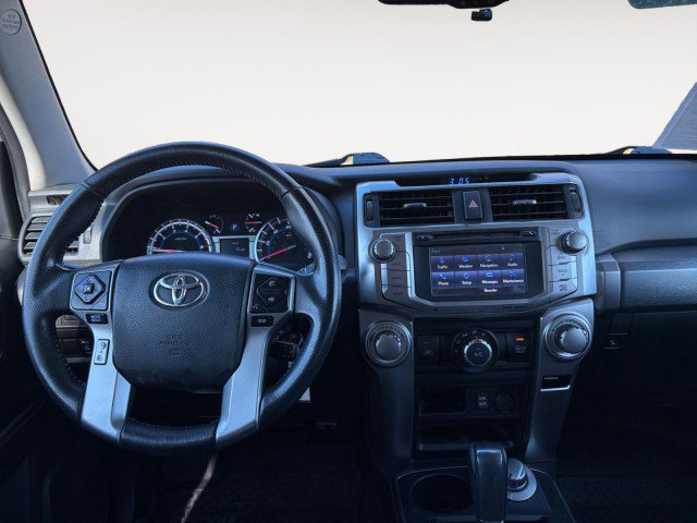 Used 2018 Toyota 4Runner SR5 Premium image 10