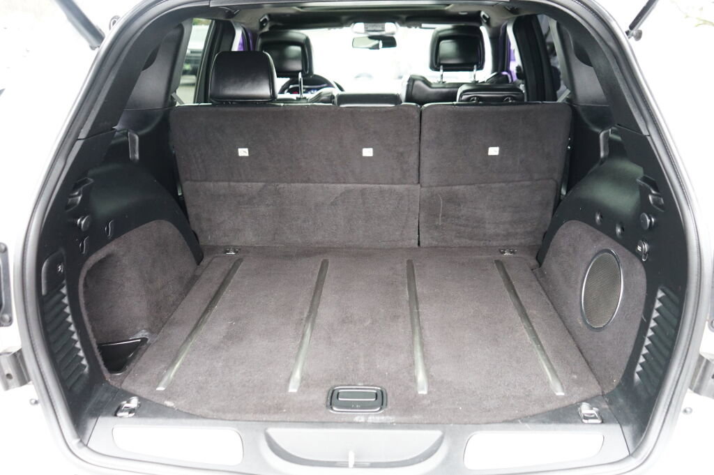 Used 2015 Jeep Grand Cherokee SRT w/ Trailer Tow Group IV image 5