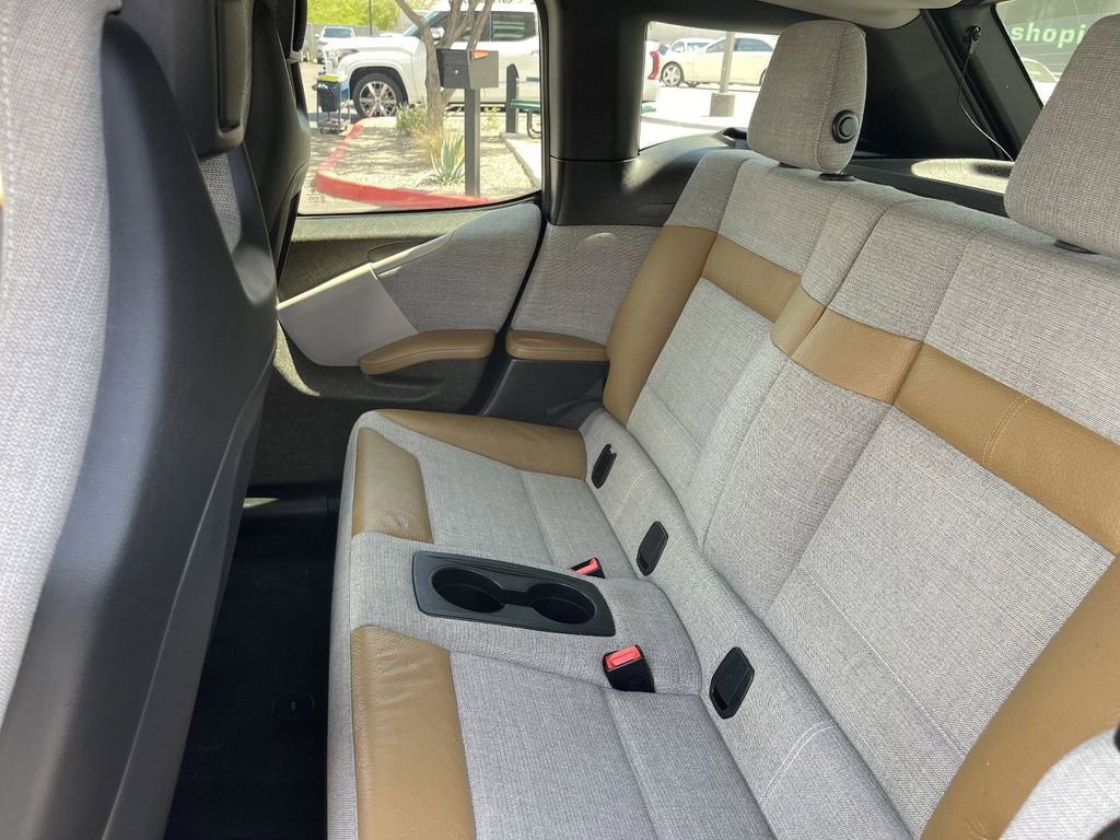 Used 2015 BMW i3 w/ Giga image 16