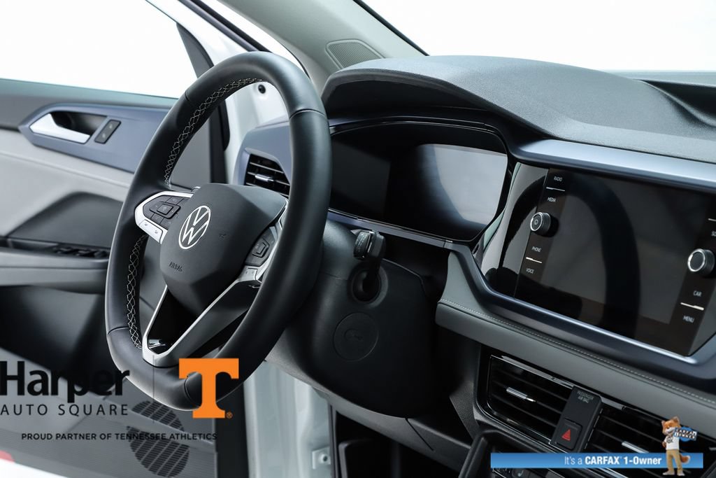 Used 2024 Volkswagen Taos SE w/ Panoramic Sunroof Package AWD/4WD image 70