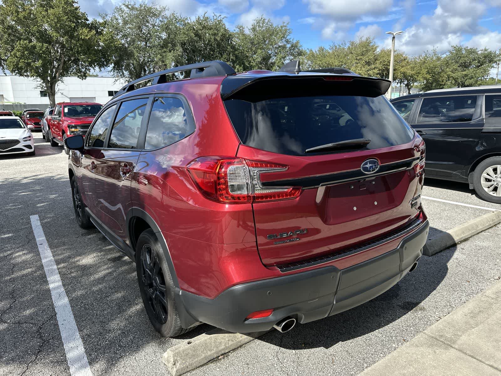 Used 2024 Subaru Ascent Onyx Edition AWD/4WD image 6