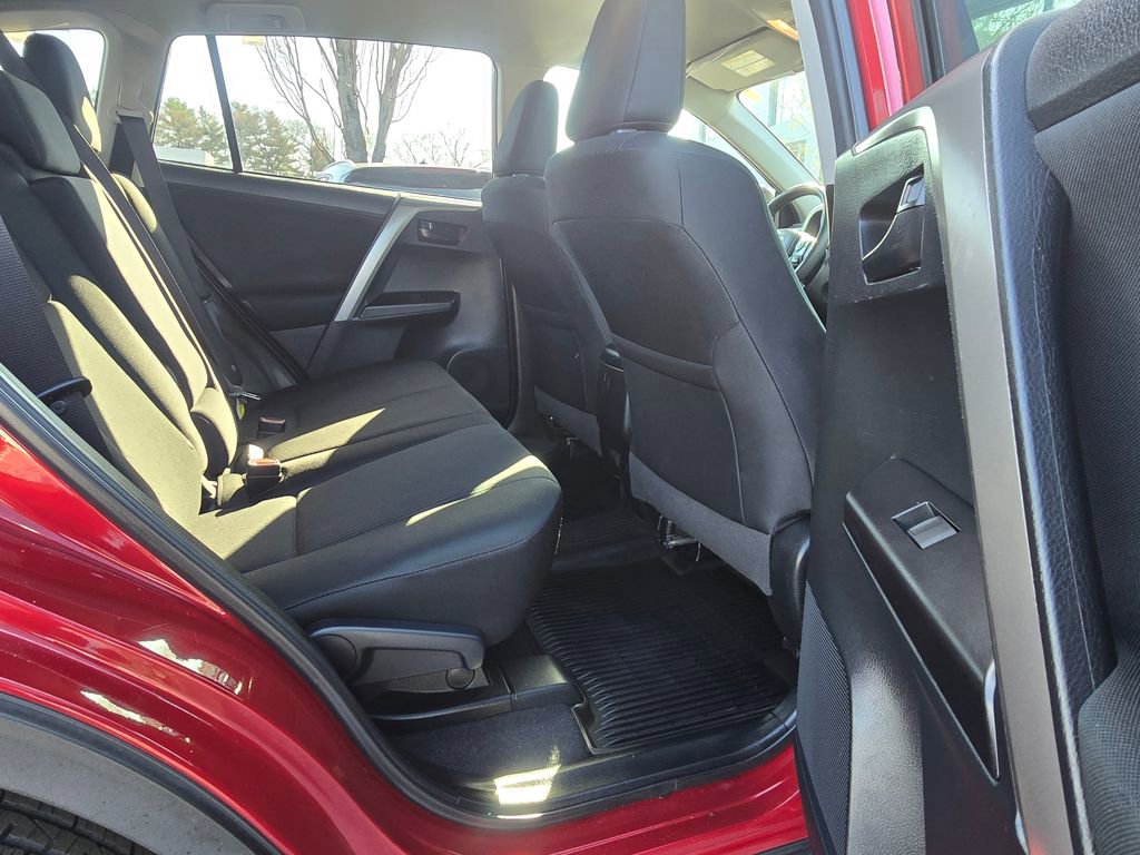 Used 2018 Toyota RAV4 LE w/ All Weather Liner Package AWD/4WD image 13