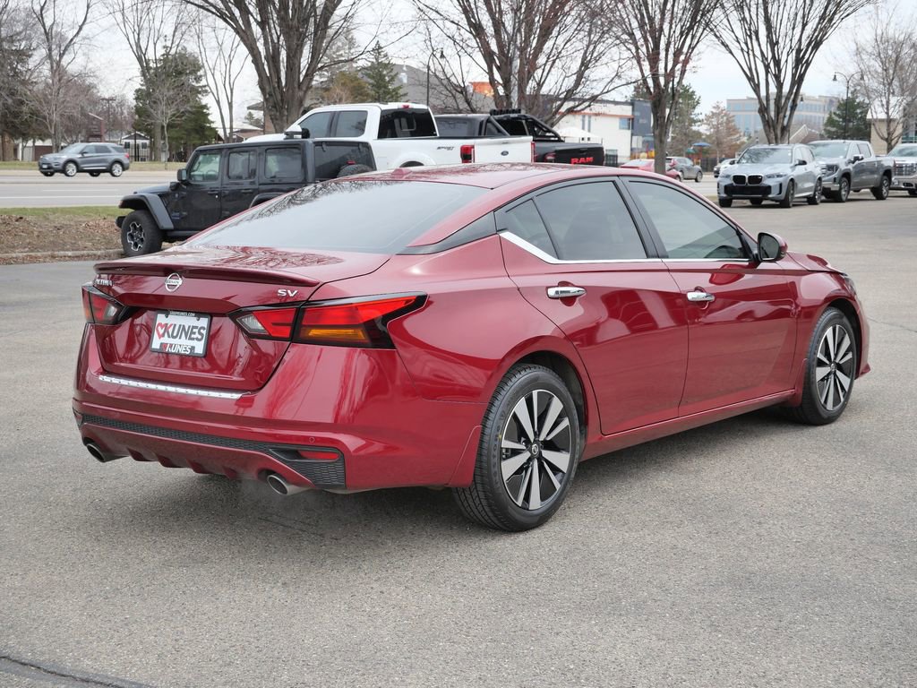 Used 2021 Nissan Altima 2.5 SV w/ SV Premium Package FWD image 13