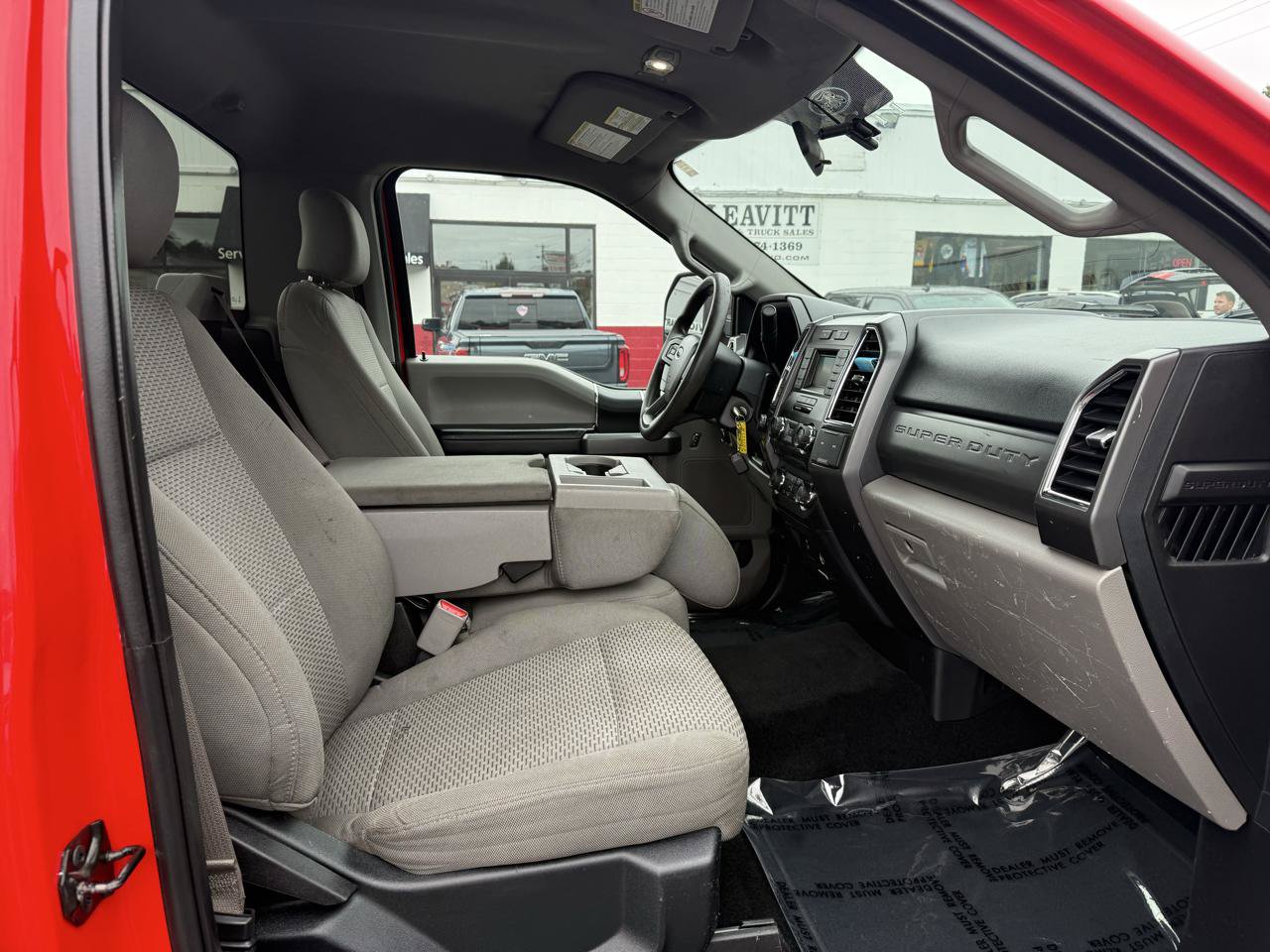 Used 2017 Ford F250 XLT w/ FX4 Off-Road Package AWD/4WD image 21