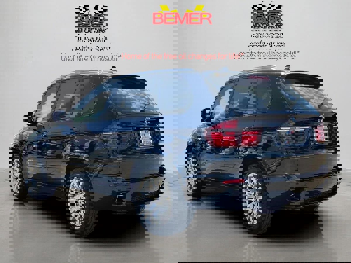 Used 2011 BMW X5 xDrive50i image 3