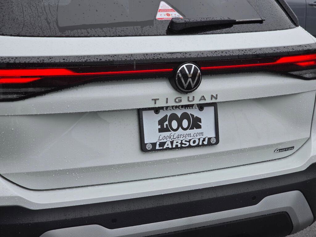New 2026 Volkswagen Tiguan S image 13