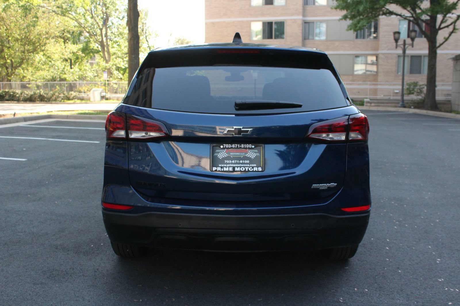 Used 2023 Chevrolet Equinox LS w/ LS Convenience Package FWD image 8