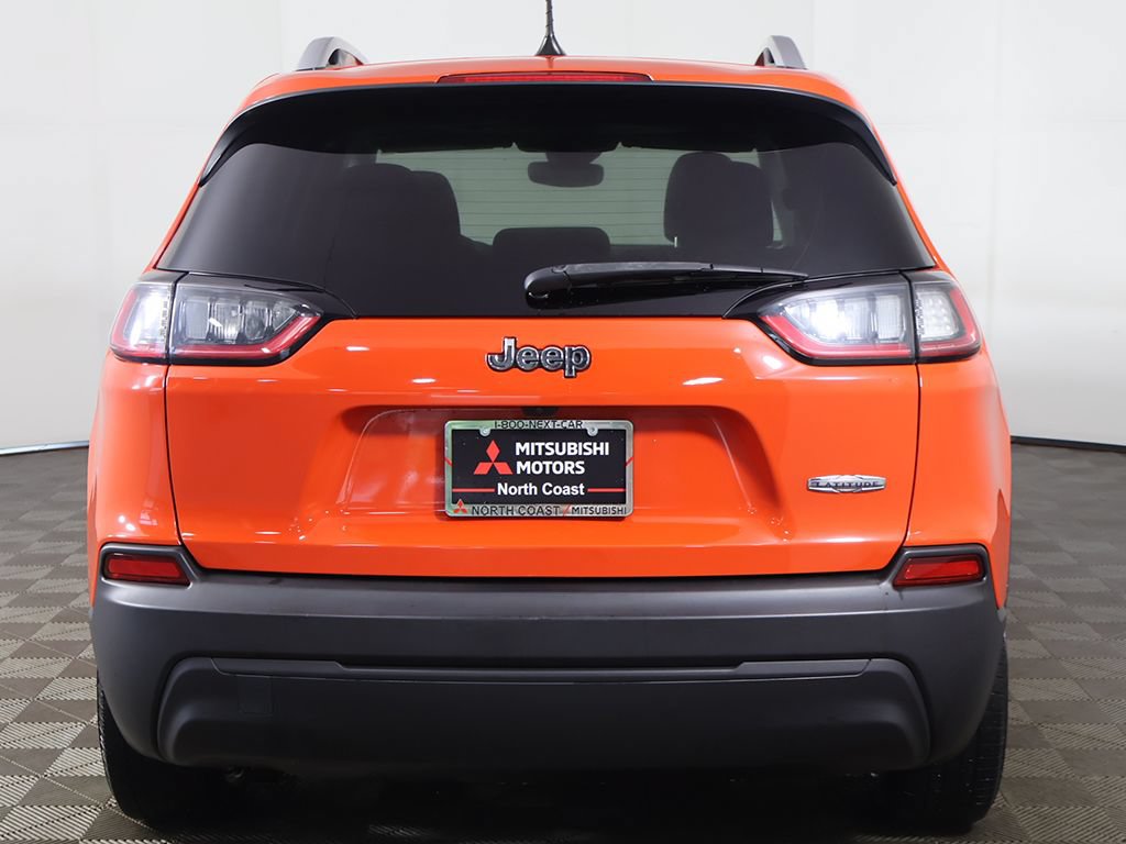 Used 2021 Jeep Cherokee Latitude FWD image 9