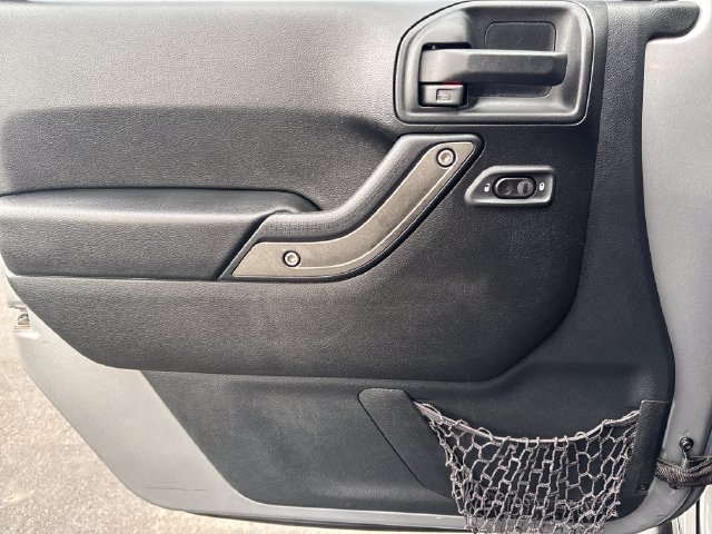 Used 2017 Jeep Wrangler Unlimited Sport AWD/4WD image 10