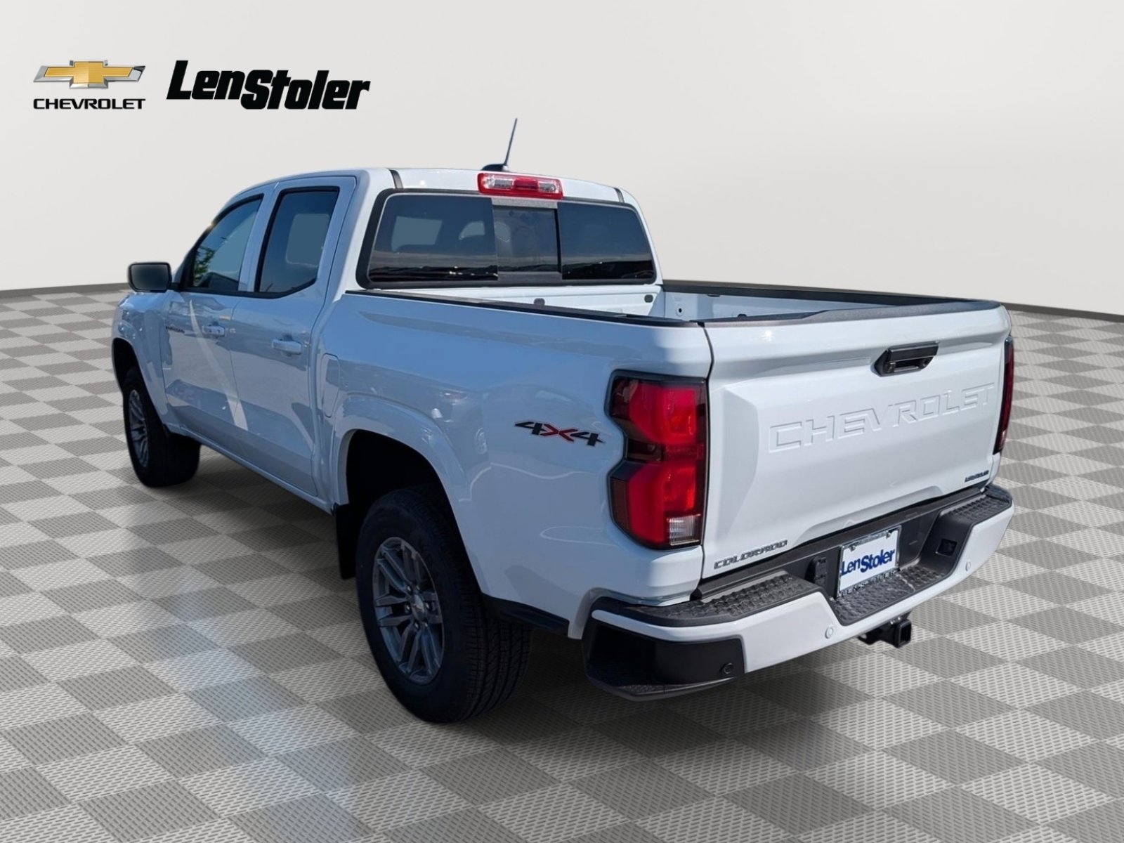 New 2026 Chevrolet Colorado LT w/ LT Convenience Package AWD/4WD image 2