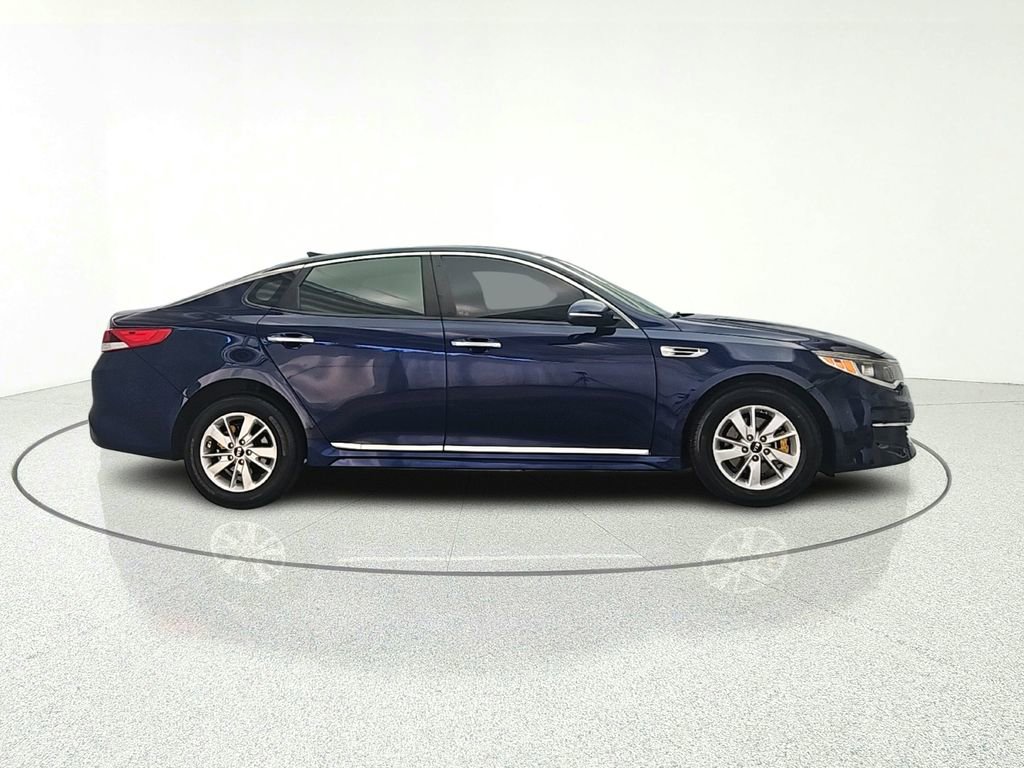Used 2018 Kia Optima LX FWD image 8