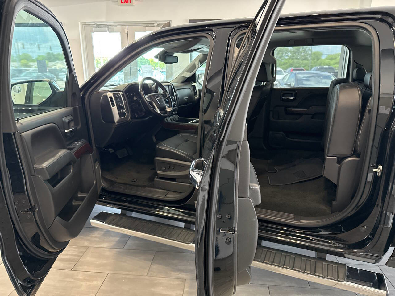 Used 2018 GMC Sierra 1500 SLT image 11