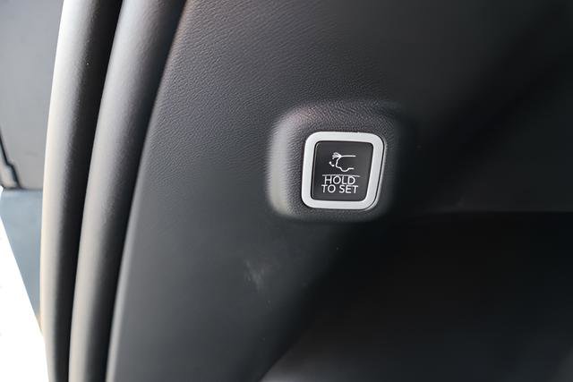 New 2026 Jeep Cherokee Limited image 22