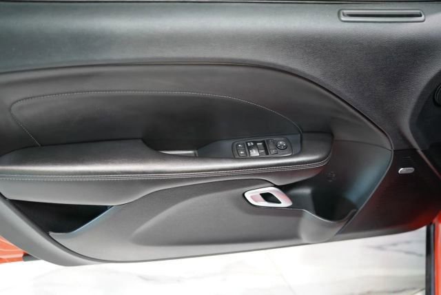 Used 2017 Dodge Challenger R/T Scat Pack RWD image 10