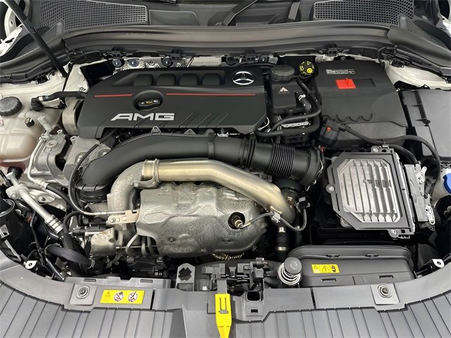 Used 2025 Mercedes-Benz GLA 35 AMG 4MATIC image 10