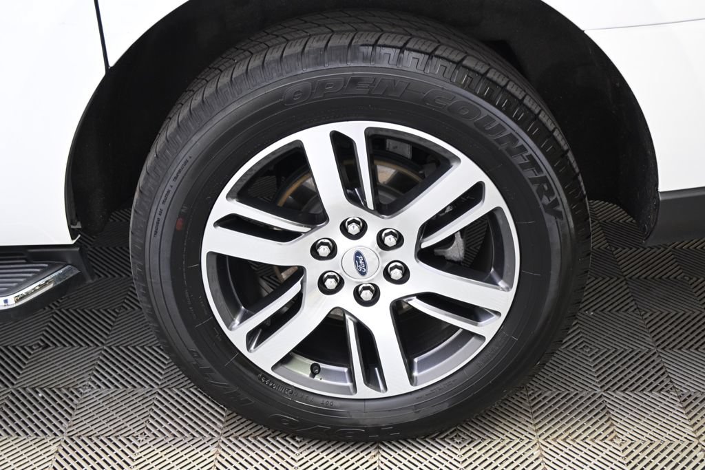 Used 2023 Ford Expedition Max XLT AWD/4WD image 20