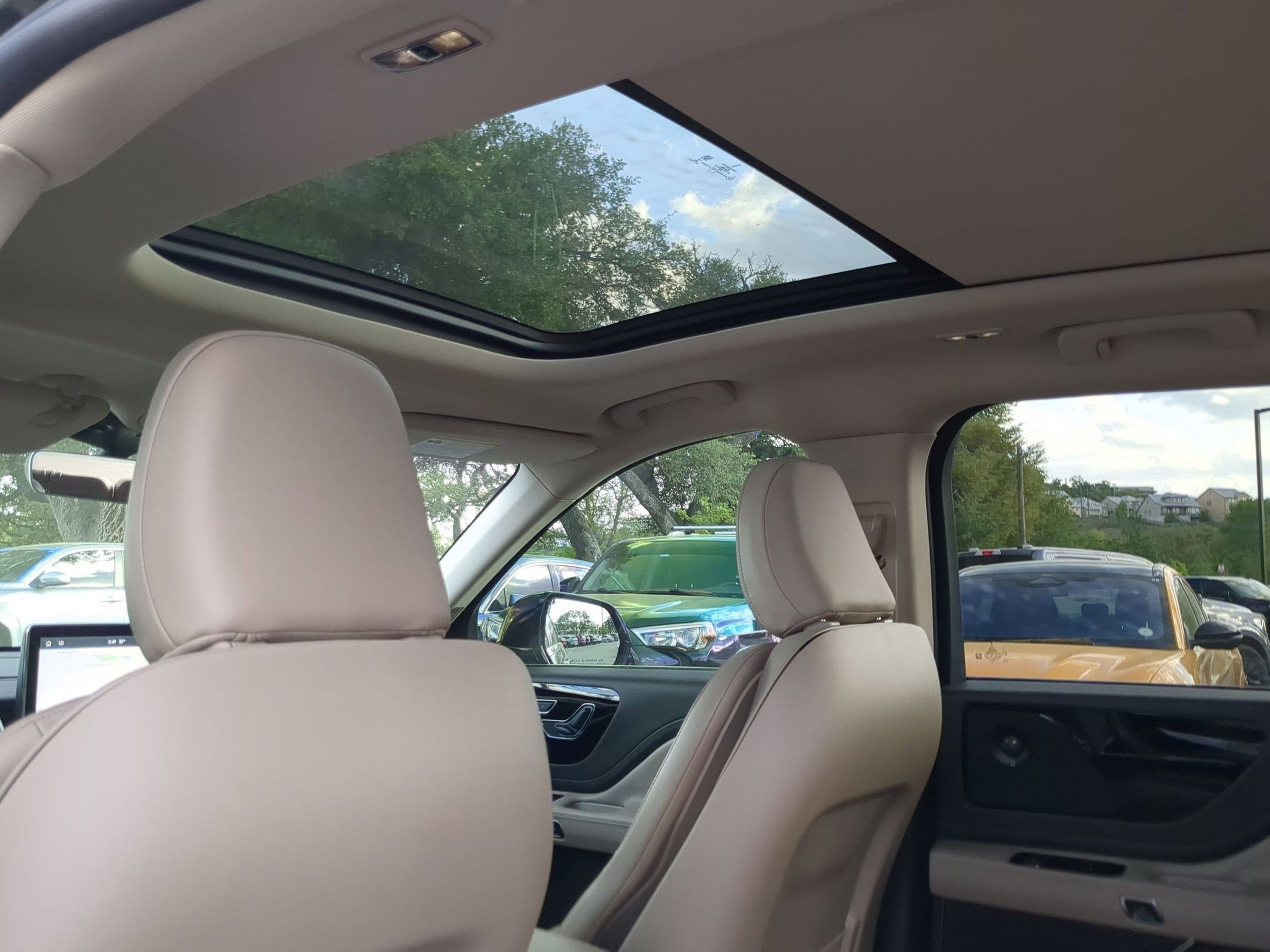 Used 2022 Lincoln Aviator Reserve image 21