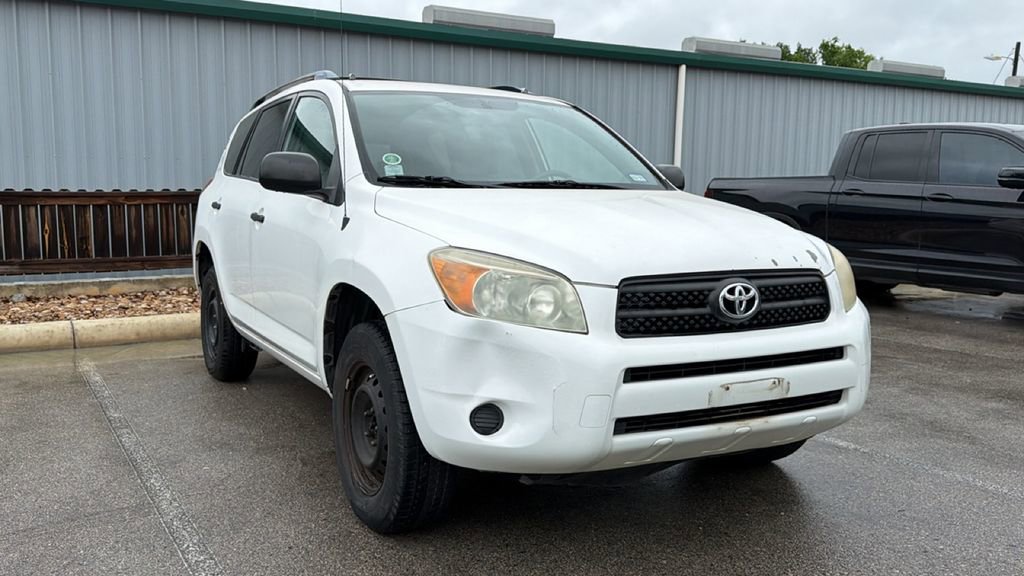 Used 2007 Toyota RAV4 2WD image 2