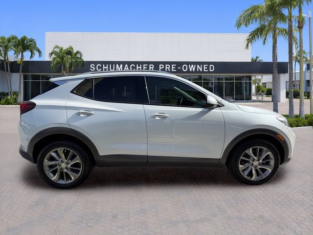 Certified 2023 Buick Encore GX Essence w/ Experience Buick Package FWD image 8