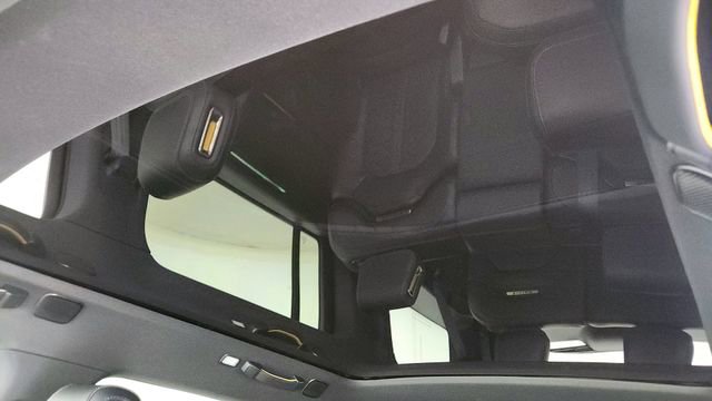 Used 2025 Rivian R1S Adventure image 61