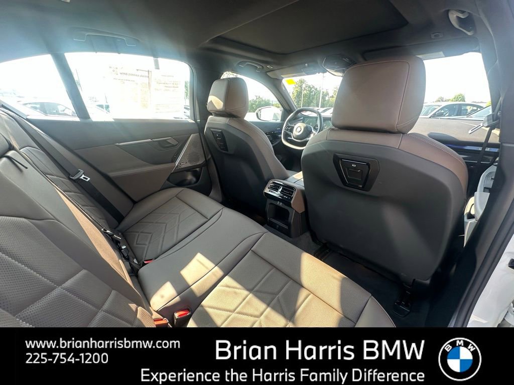 Certified 2025 BMW 530i image 20