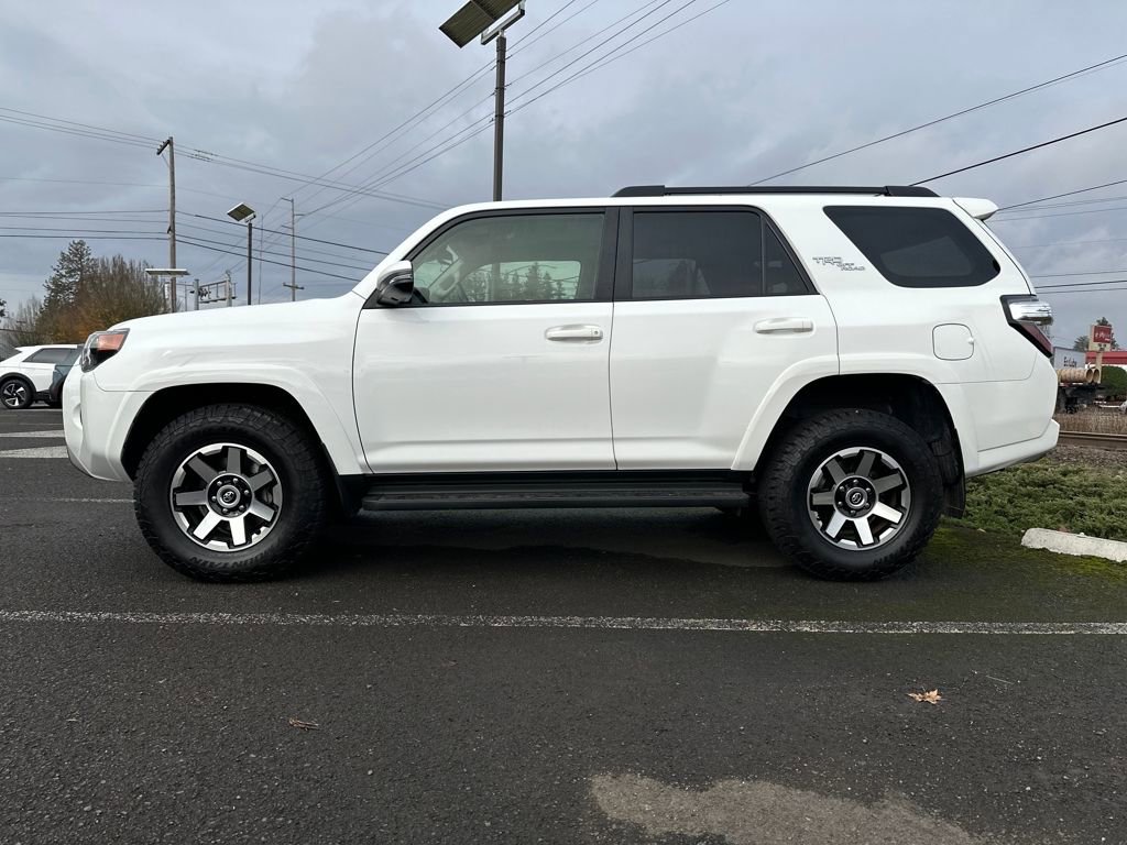 Used 2023 Toyota 4Runner TRD Off-Road Premium image 3