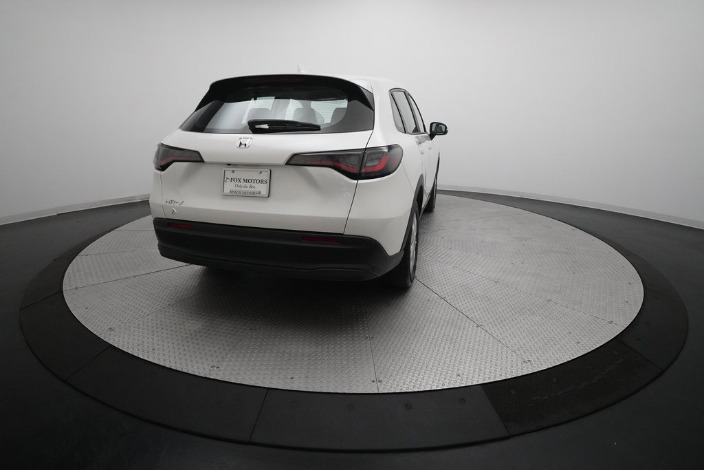 Certified 2023 Honda HR-V LX image 34