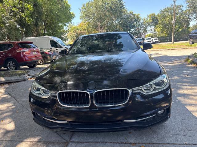 Used 2018 BMW 330i Sedan RWD image 3