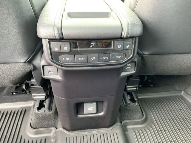 Certified 2026 Toyota Grand Highlander AWD Hybrid image 33