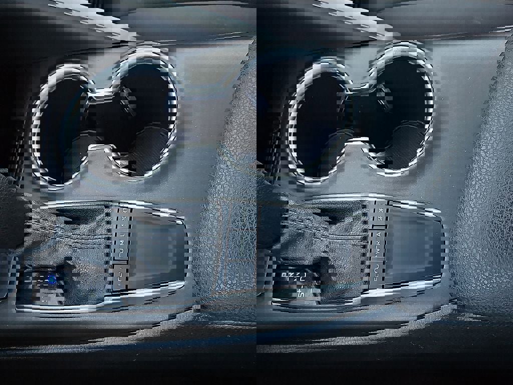 Used 2022 Toyota Camry LE image 23