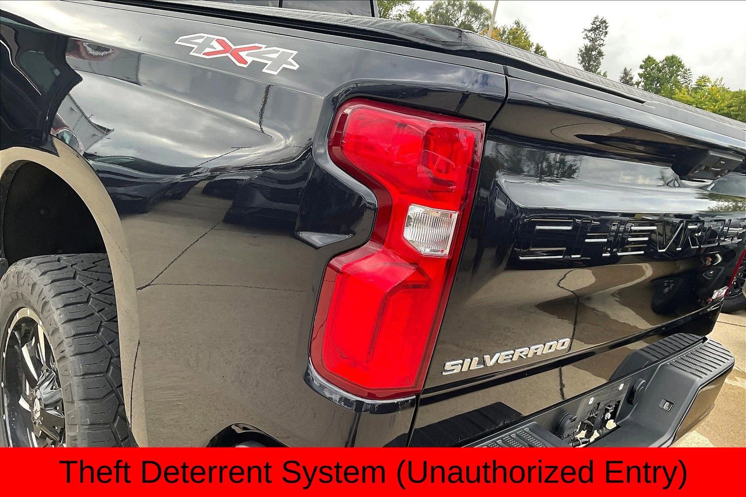 Used 2023 Chevrolet Silverado 1500 RST w/ Convenience Package II image 39