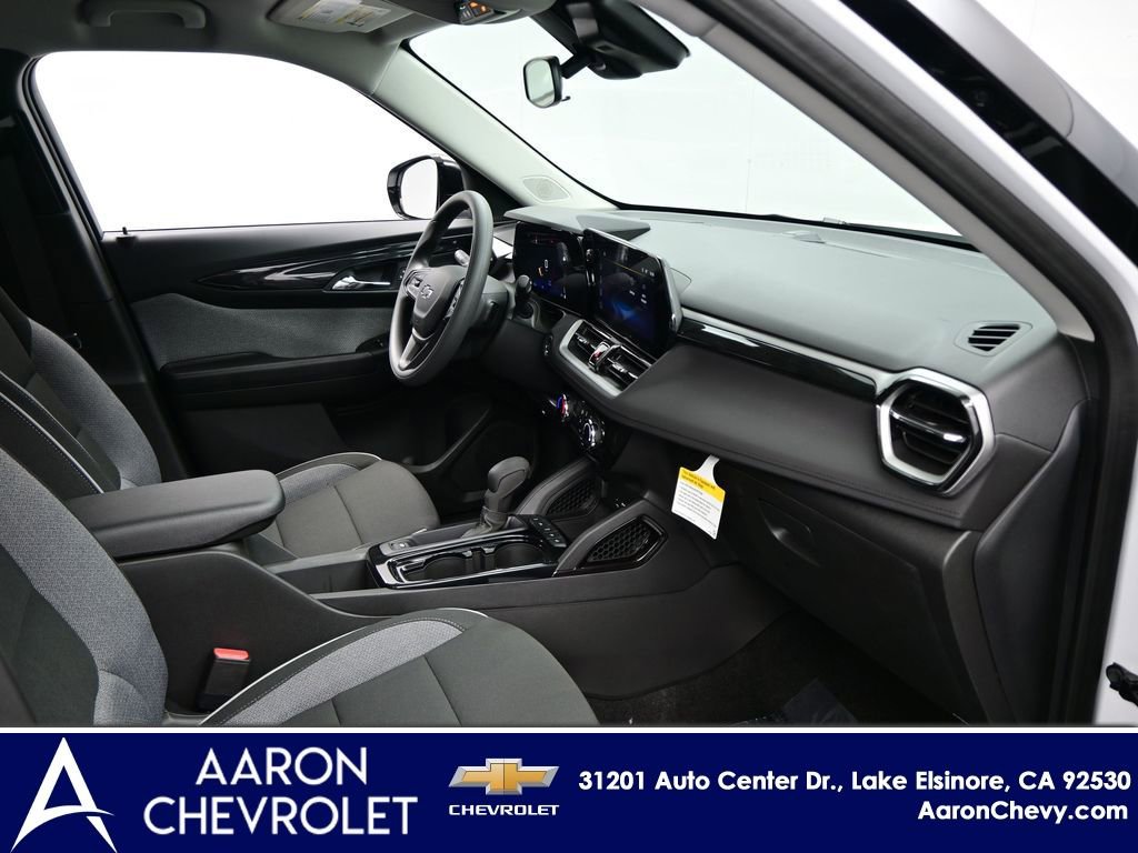 New 2026 Chevrolet TrailBlazer LT w/ Midnight Edition image 9