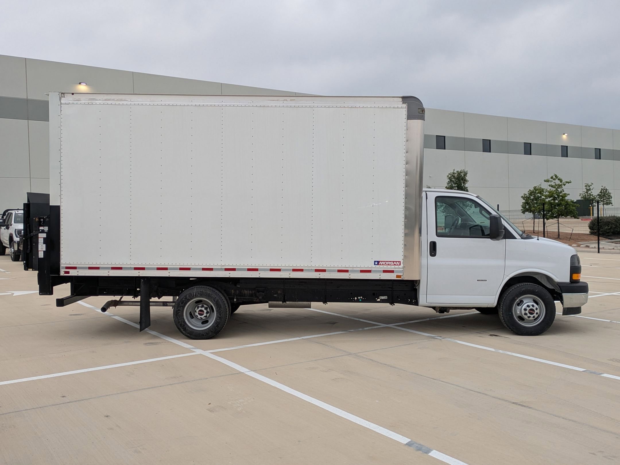 New 2024 GMC Savana 3500 w/ Power Convenience Package image 2